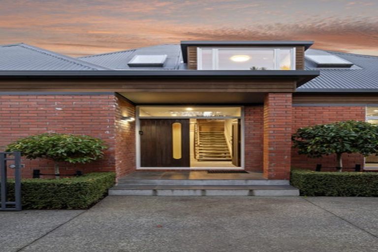 Photo of property in 39 Clifford Avenue, Merivale, Christchurch, 8014