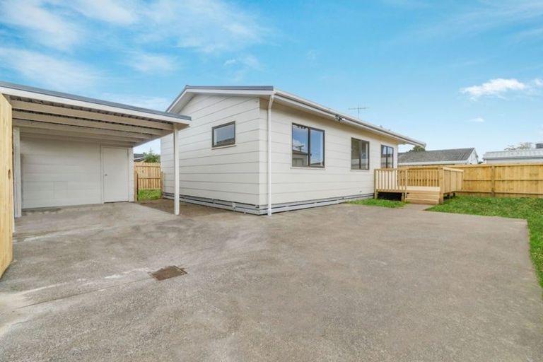 Photo of property in 2/41 Station Road, Takanini, 2112