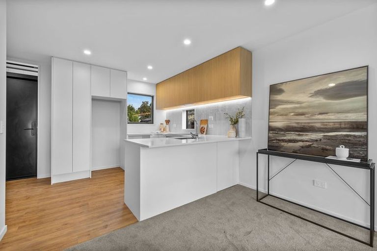Photo of property in 1/235 Cranford Street, St Albans, Christchurch, 8014