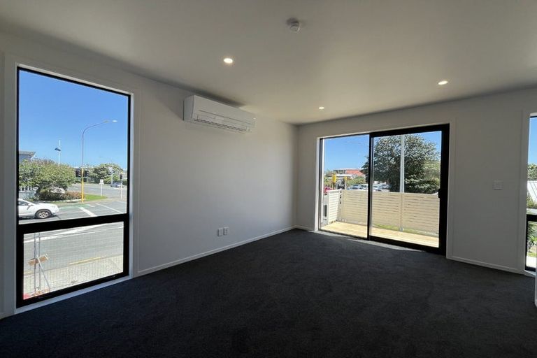 Photo of property in 53 Kamahi Place, Paraparaumu, 5032