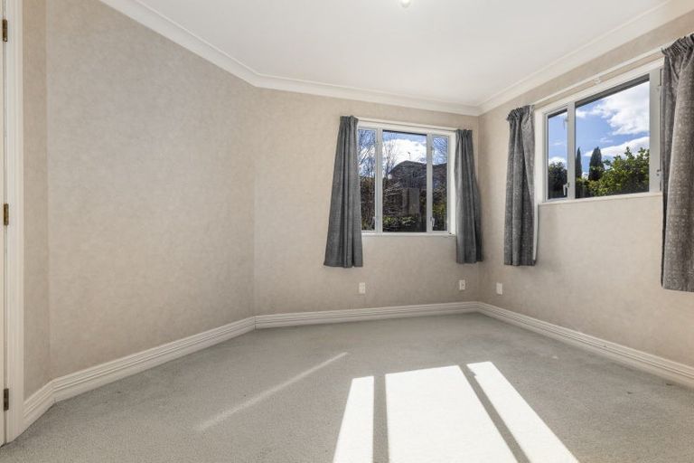 Photo of property in 40 Samwell Drive, Whitby, Porirua, 5024