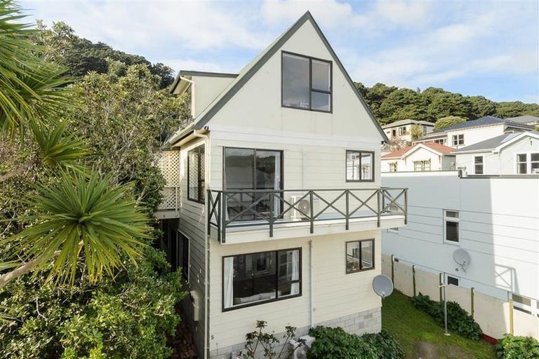 Photo of property in 51f6 Austin Street, Mount Victoria, Wellington, 6011
