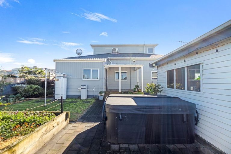 Photo of property in 93 Gonville Avenue, Gonville, Whanganui, 4501