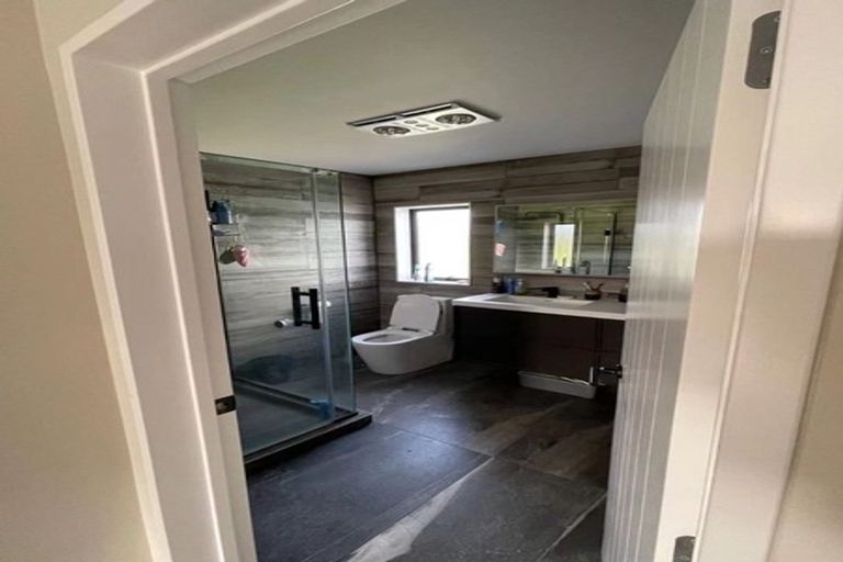 Photo of property in 2 Roa Avenue, Hobsonville, Auckland, 0618