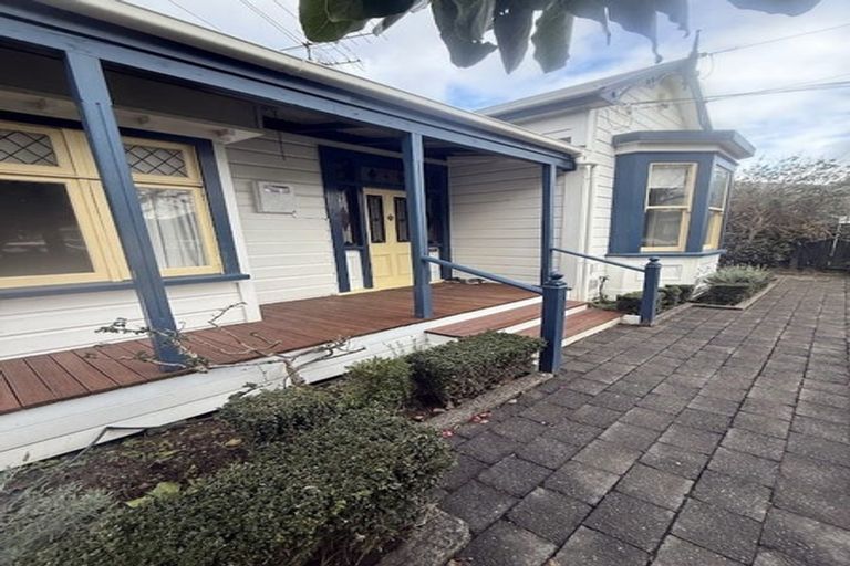Photo of property in 28 Bay Street, Petone, Lower Hutt, 5012