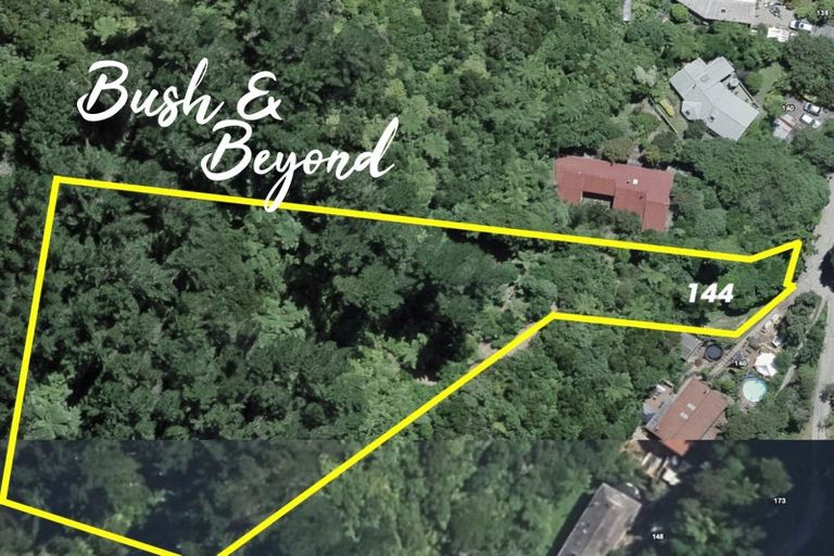 Photo of property in 144 Pinehaven Road, Pinehaven, Upper Hutt, 5019