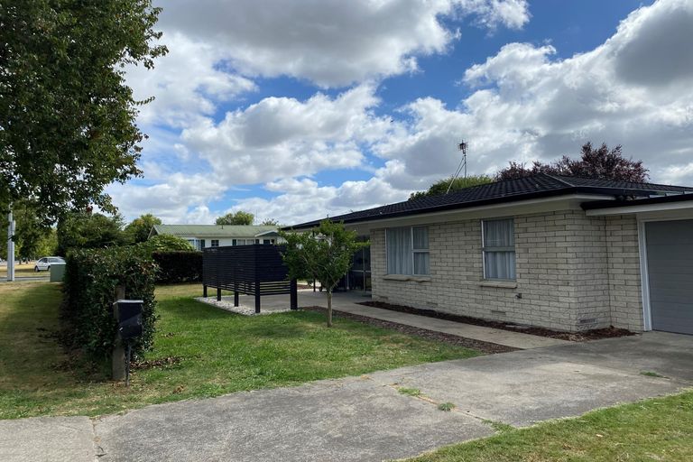 Photo of property in 35 Robinson Street, Cambridge, 3434