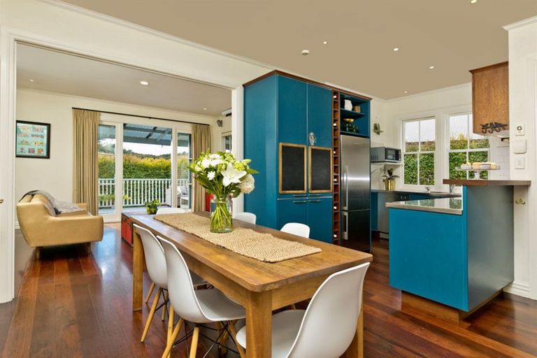 Photo of property in 2/4 Georgia Terrace, Albany, Auckland, 0632