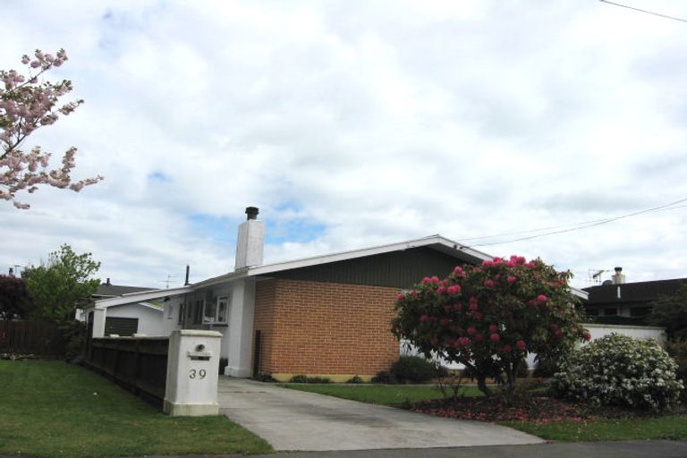 Photo of property in 2 Devon Street, Stoke, Nelson, 7011