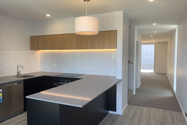 Photo of property in 2/235 Madras Street, Christchurch Central, Christchurch, 8011