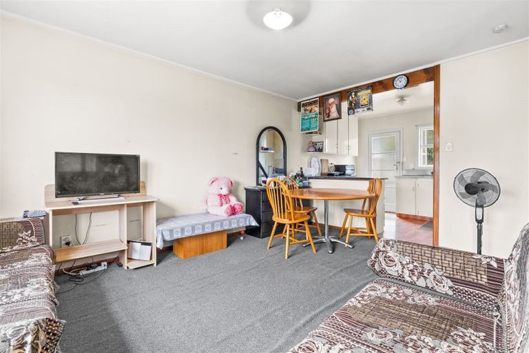 Photo of property in 3/124 Great South Road, Manurewa, Auckland, 2102