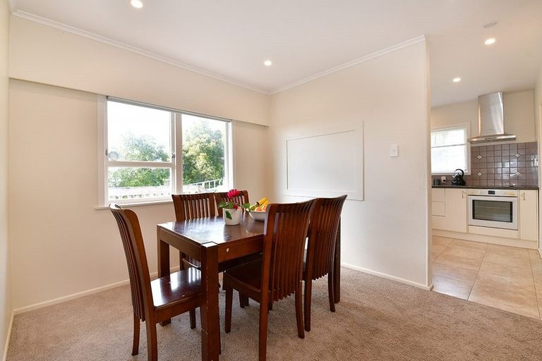 Photo of property in 28 Downer Street, Helensville, 0800