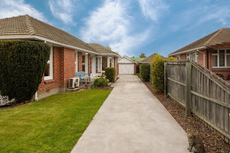 Photo of property in 8 Roslyn Avenue, Mairehau, Christchurch, 8052