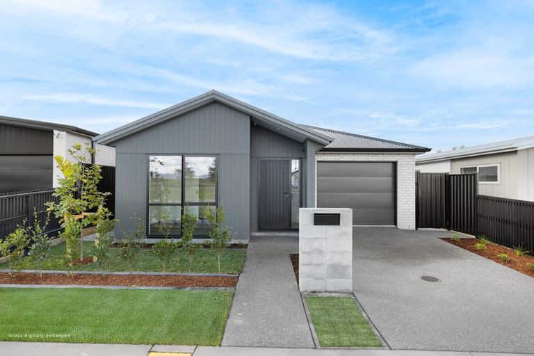 Photo of property in 67 Empire Crescent, Papamoa, 3118