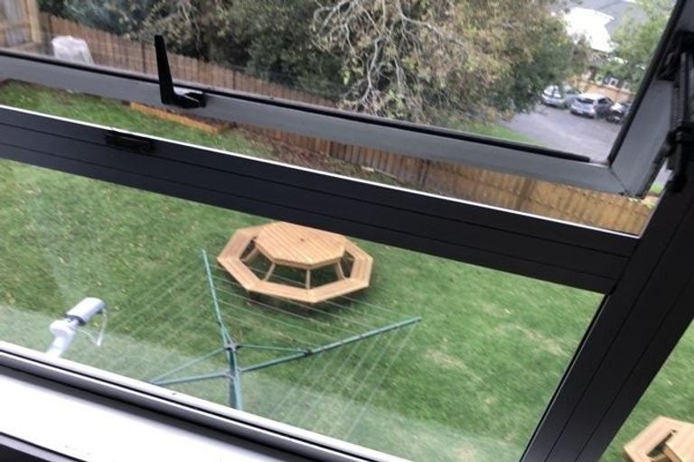 Photo of property in 7/38 Edmonton Road, Henderson, Auckland, 0612