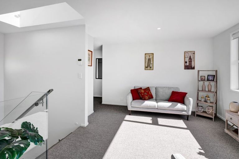 Photo of property in 321b Mangorei Road, Merrilands, New Plymouth, 4312