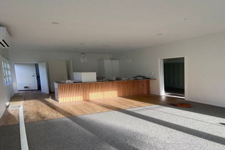 Photo of property in 9 Martin Avenue, Beckenham, Christchurch, 8023