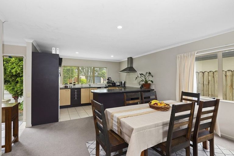 Photo of property in 81 Espalier Drive, Henderson, Auckland, 0612