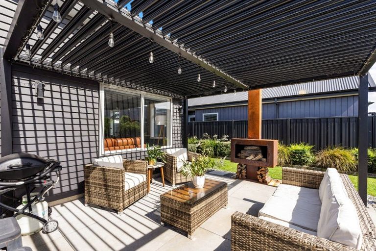 Photo of property in 42 Arbuckle Road, Frimley, Hastings, 4120