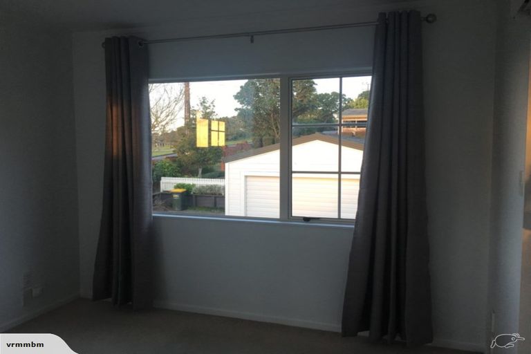 Photo of property in 1/193 Eskdale Road, Birkenhead, Auckland, 0626