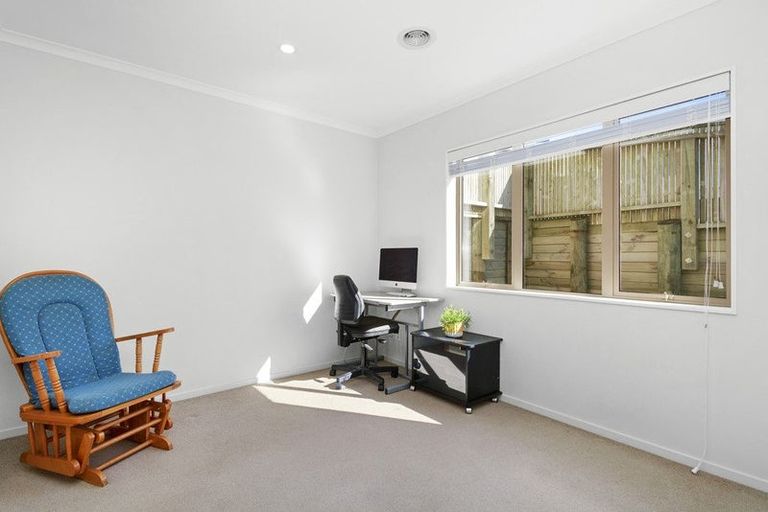 Photo of property in 60 Mauldeth Terrace, Churton Park, Wellington, 6037