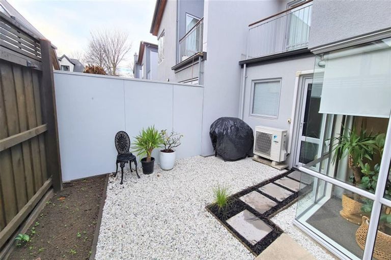 Photo of property in 19d Darvel Street, Riccarton, Christchurch, 8011