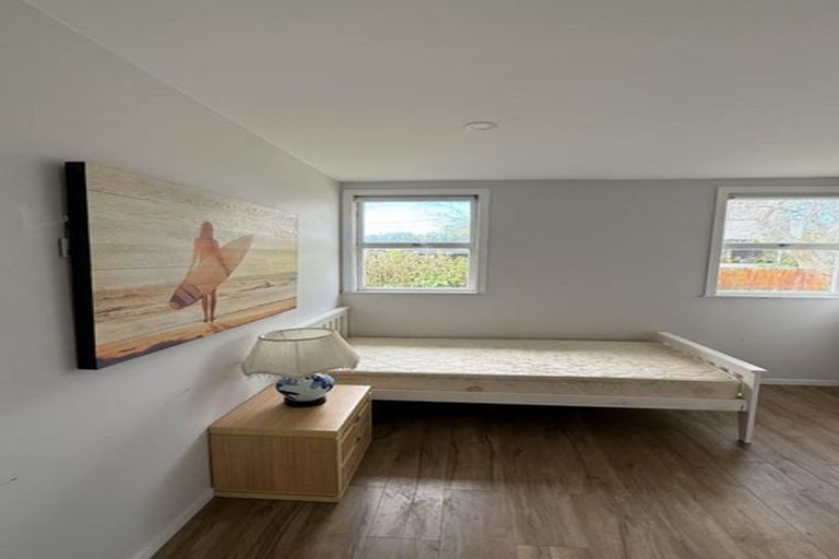 Photo of property in 2/4 Sydney Street, Hauraki, Auckland, 0622