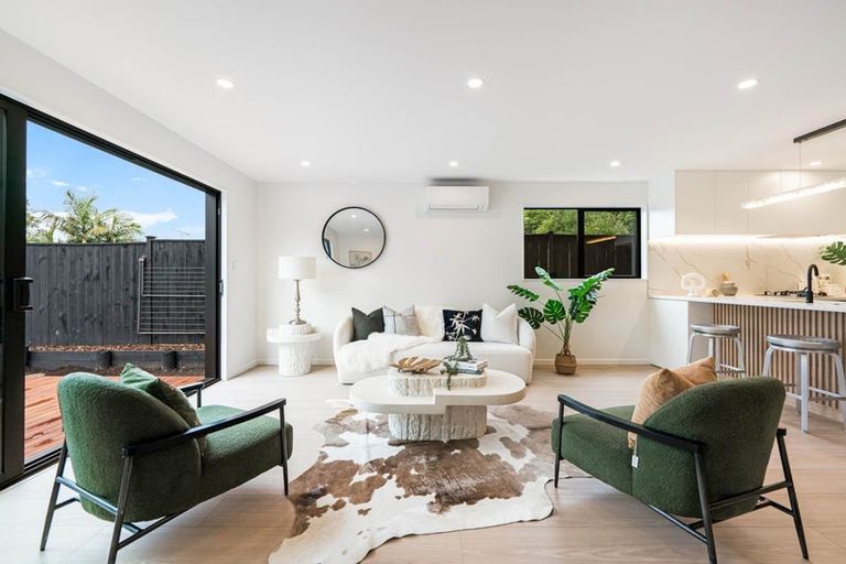 Photo of property in 31 Kurnell Drive, Botany Downs, Auckland, 2010