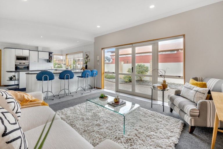 Photo of property in 1/16 Hattaway Avenue, Bucklands Beach, Auckland, 2012