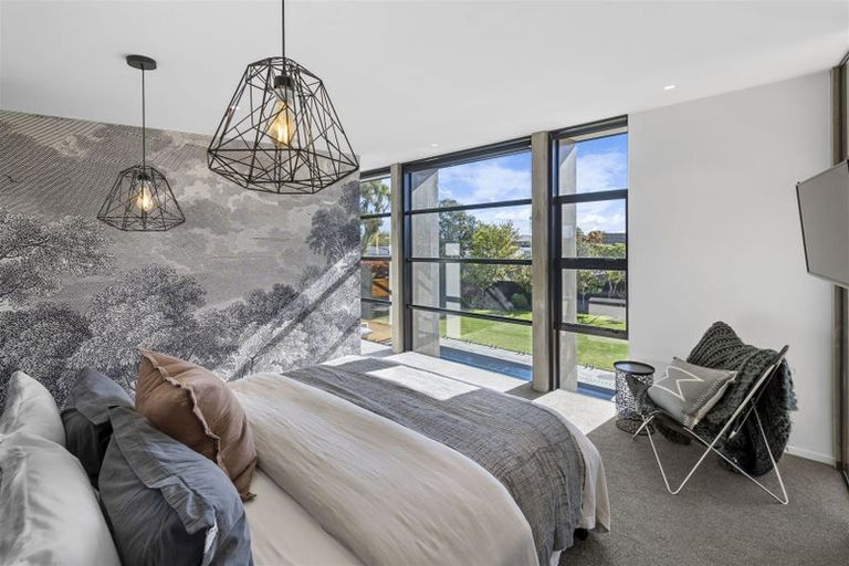 Photo of property in 9 Walnut Avenue, Strowan, Christchurch, 8052