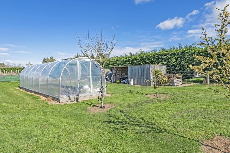 Photo of property in 74 Crozier Drive, Kirwee, Darfield, 7571