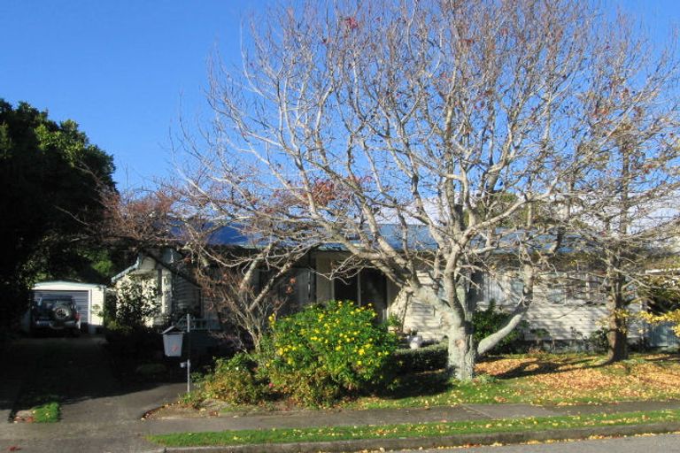 Photo of property in 9 Leybourne Avenue, Waikanae, 5036
