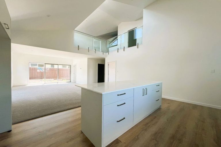 Photo of property in 16 Martin Street, Palmerston North, 4414