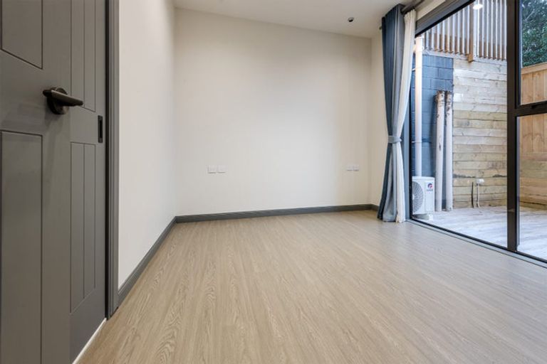 Photo of property in 14 Greenstead Close, Flat Bush, 2019