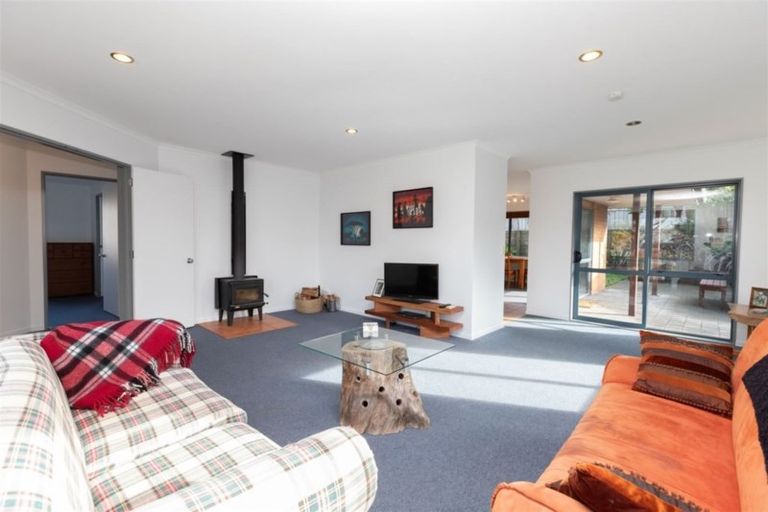 Photo of property in 4 Highbury Place, Nawton, Hamilton, 3200