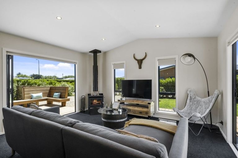 Photo of property in 6 Tuscan Lane, Martinborough, 5711