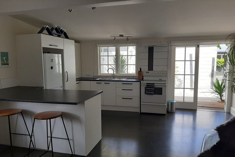 Photo of property in 140 Hastings Street, Sydenham, Christchurch, 8023