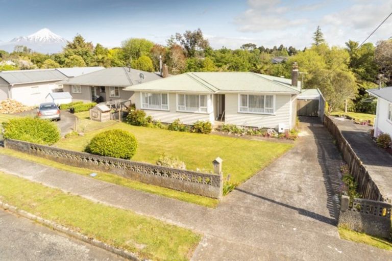 Photo of property in 26 Antonio Street, Stratford, 4332