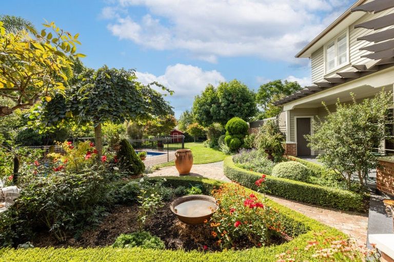 Photo of property in 178 Avenue Road, Greenmeadows, Napier, 4112