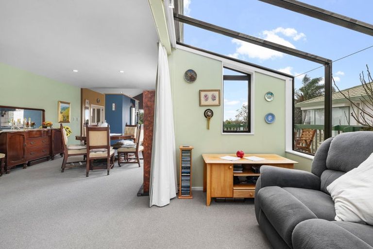 Photo of property in 39 Alec Craig Way, Gulf Harbour, Whangaparaoa, 0930