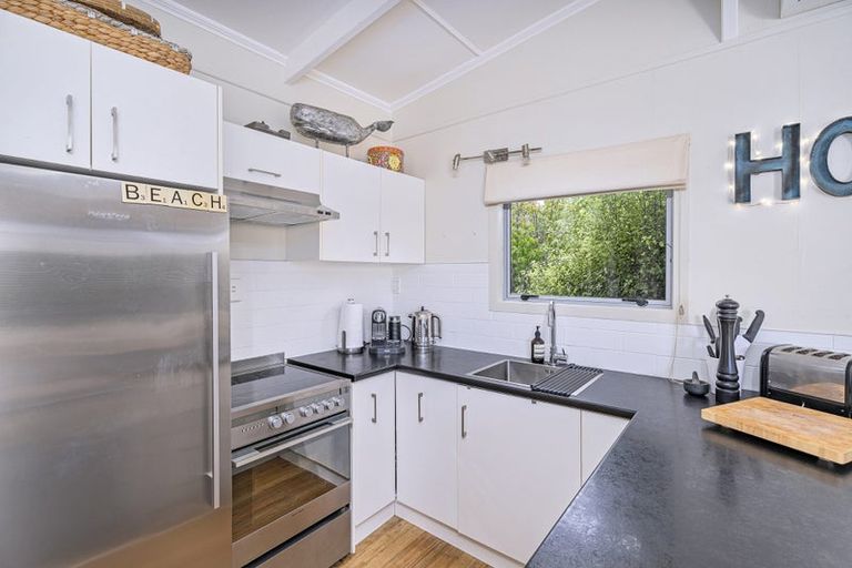 Photo of property in 55 Hornsea Road, Tairua, 3508