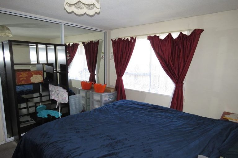 Photo of property in 19 Trevor Street, Hornby, Christchurch, 8042