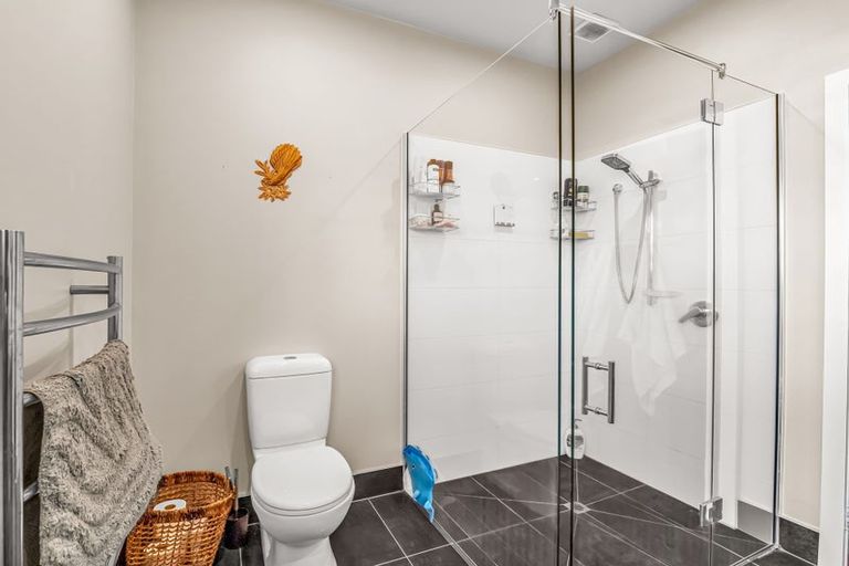 Photo of property in 6 Mortlake Street, Islington, Christchurch, 8042