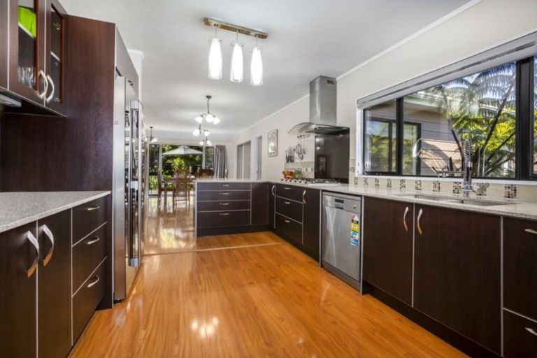 Photo of property in 60 Sailmaker Close, Whitby, Porirua, 5024