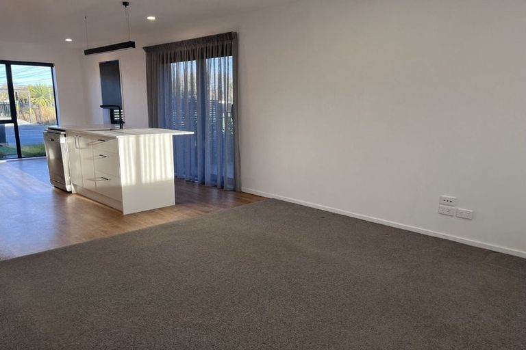 Photo of property in 38 Miromiro Street, Broomfield, Christchurch, 8042