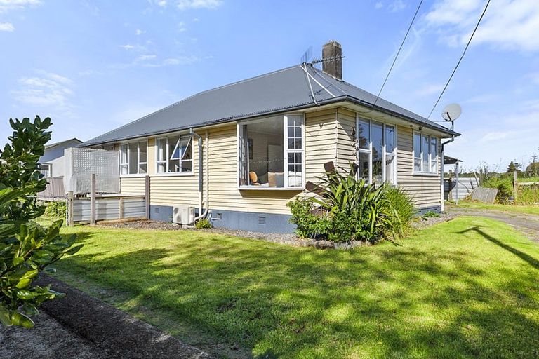 Photo of property in 17 Aotea Street, Welbourn, New Plymouth, 4312