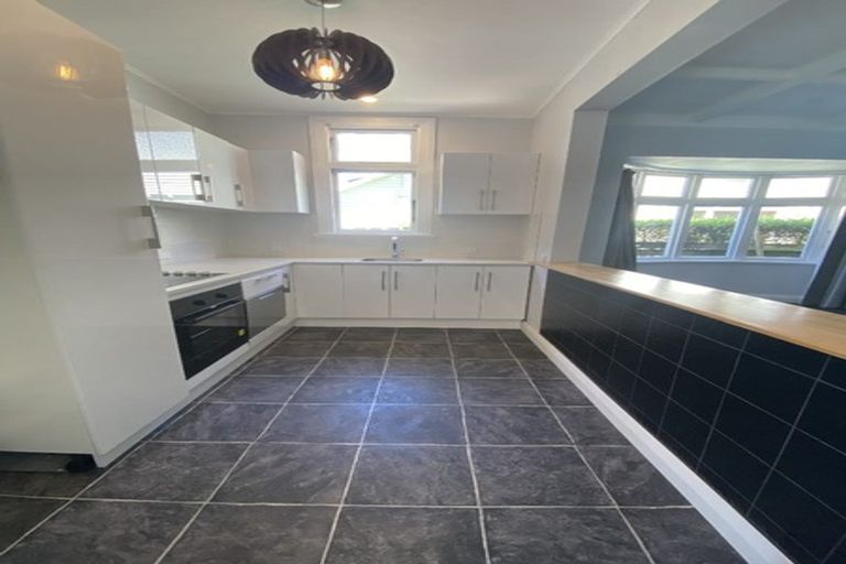 Photo of property in 5 Van Diemen Street, Nelson South, Nelson, 7010