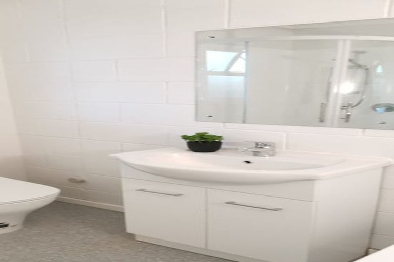 Photo of property in 6/5 Waione Street, Petone, Lower Hutt, 5012