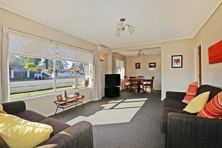 Photo of property in 1/512 Fitzroy Avenue, Hastings, 4122