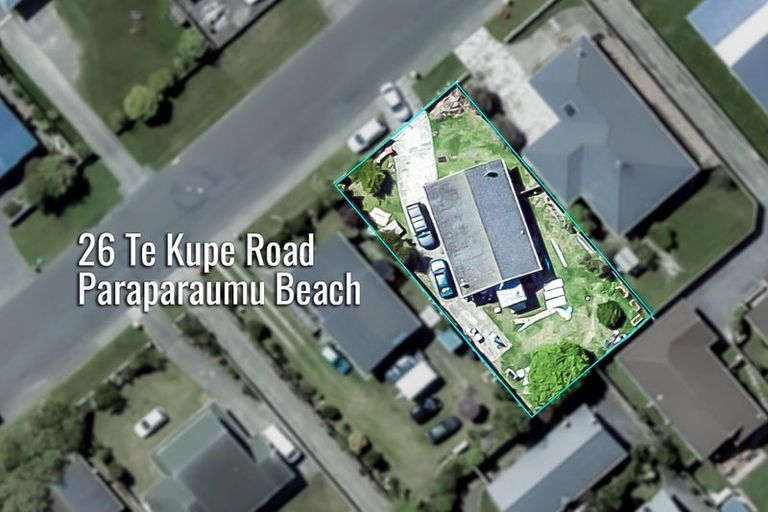 Photo of property in 26 Te Kupe Road, Paraparaumu Beach, Paraparaumu, 5032